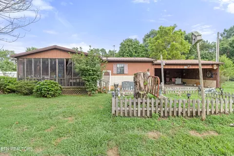 164 Garrett Rd, Madisonville, TN 37354