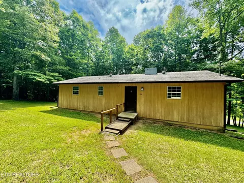 130 Spring Ln, Philadelphia, TN 37846