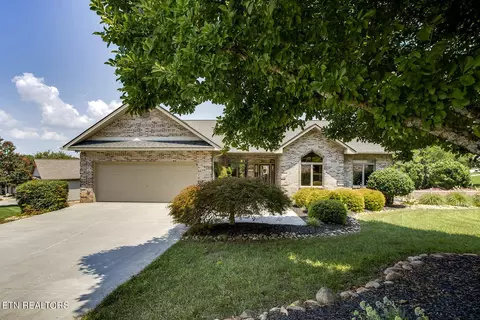 201 Alichanoska Trce, Loudon, TN 37774