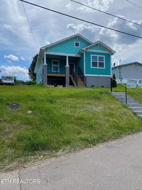 3319 Mcpherson St, Knoxville, TN 37921