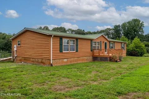 345 Short Bark Rd, Madisonville, TN 37354