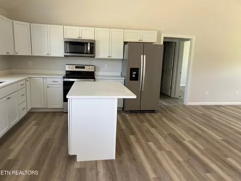 1897 Oneil Rd, Newport, TN 37821