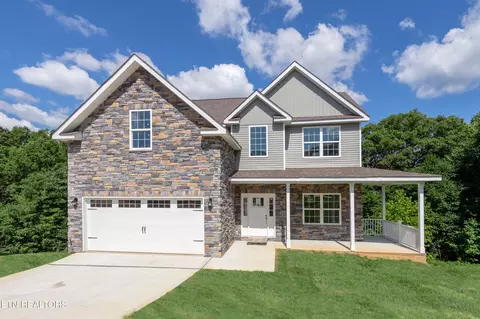 3232 Oakwood Hills Ln, Knoxville, TN 37931