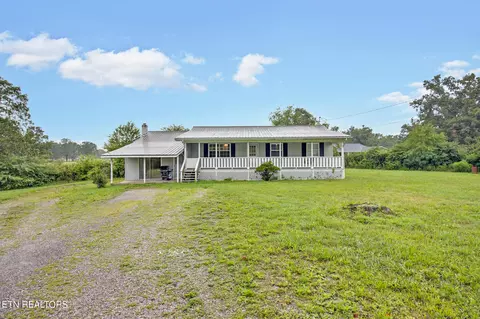 564 Dillon St, Crossville, TN 38555