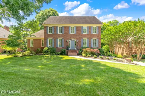 8740 Heathwood Bnd, Knoxville, TN 37923