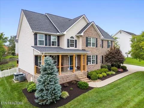 5224 Trumpet Vine Ln, Knoxville, TN 37918