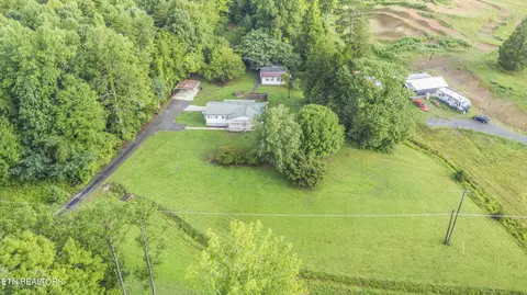 350 Batley Rd, Clinton, TN 37716