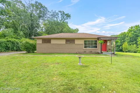 532 NW Murray Rd, Knoxville, TN 37912