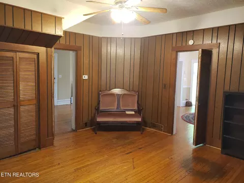 242 N Willow Ave, Erwin, TN 37650 photo 22