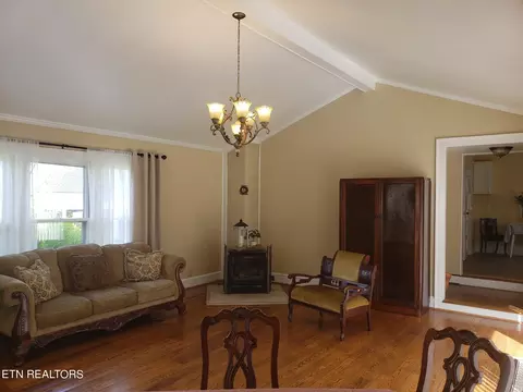242 N Willow Ave, Erwin, TN 37650 photo 19