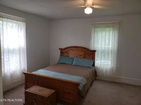 242 N Willow Ave, Erwin, TN 37650 photo 25