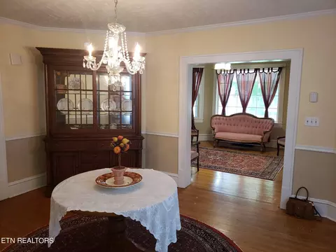 242 N Willow Ave, Erwin, TN 37650 photo 6