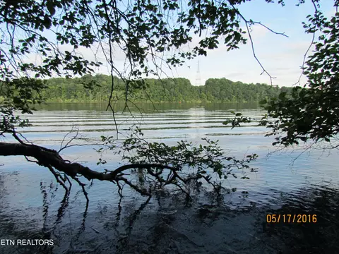 Ledgerwood Lane, Kingston, TN 37763