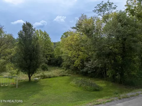 000 County Road 796, Etowah, TN 37331
