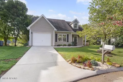 3740 Holgate Ln, Powell, TN 37849