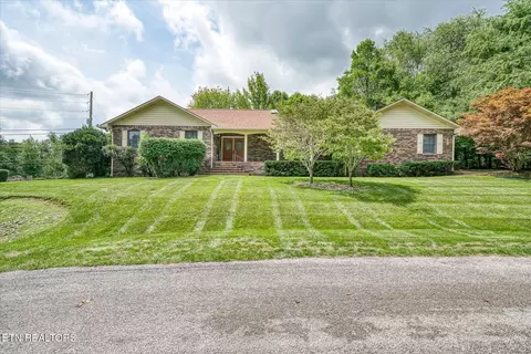 13 Rotherham Ct, Crossville, TN 38558