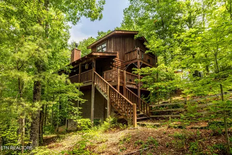 2917 Santella Way, Sevierville, TN 37862