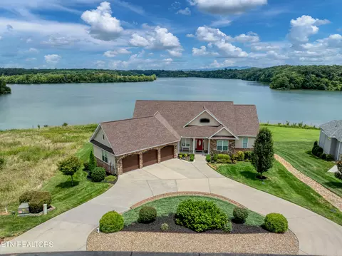 154 Hiwonihi Trail Tr, Vonore, TN 37885