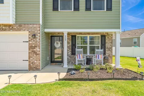 409 Lauren Elizabeth Dr, Talbott, TN 37877 photo 2