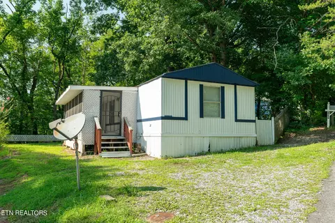 453 Mountain View Ln, Pigeon Forge, TN 37863