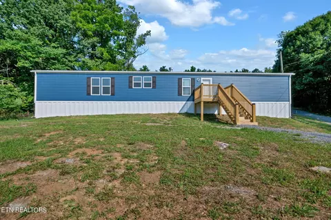 178 Tazewell Pike, Luttrell, TN 37779
