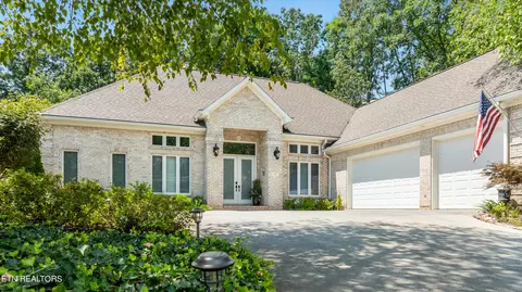 127 Cayuga Dr, Loudon, TN 37774