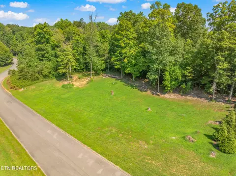 St James Lane, Clinton, TN 37716