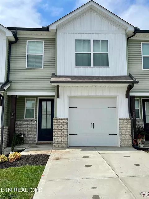 275 Harper Village Way, Lenoir City, TN 37771