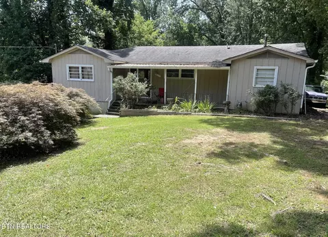 1605 Hollywood Rd, Knoxville, TN 37909