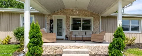 8732 Majors Rd, Knoxville, TN 37938