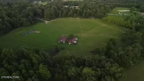 2122 Pigeon Ridge Rd, Crossville, TN 38555