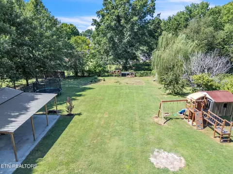 7917 Sharp Rd, Powell, TN 37849 photo 4