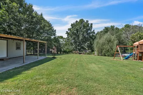 7917 Sharp Rd, Powell, TN 37849 photo 8
