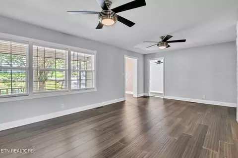 7917 Sharp Rd, Powell, TN 37849 photo 15