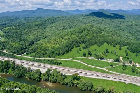 Reynolds Rd, Oakdale, TN 37829