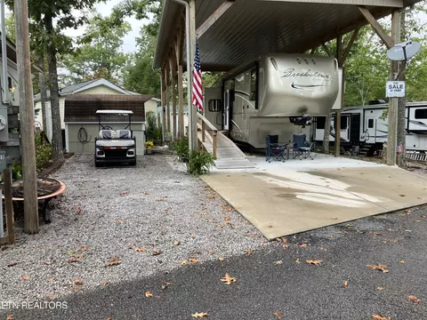 73 Eagle Feather Tr, Crossville, TN 38572