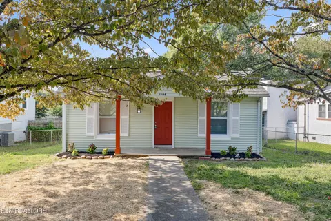 1804 Jourolman Ave, Knoxville, TN 37921