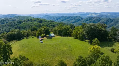 687 Big Springs Rd, Eidson, TN 37731 photo 1