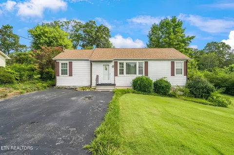 409 Oakcrest Rd, Knoxville, TN 37912