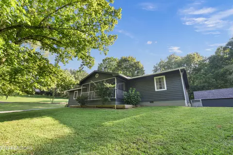 313 Mckinney Rd, La Follette, TN 37766