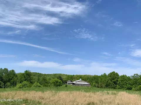 1088 Jones Ridge Rd, Speedwell, TN 37870