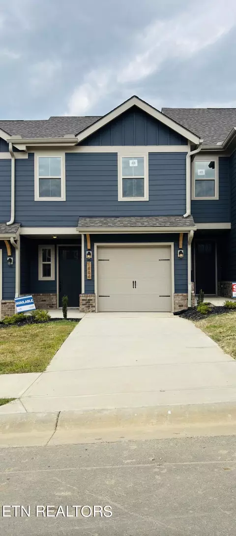 1444 Mountain Quail Cir, Maryville, TN 37801