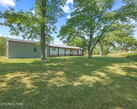 104 Cravens Ln, Livingston, TN 38570