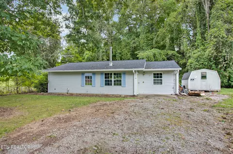117 Meadowlark Ln, Harriman, TN 37748