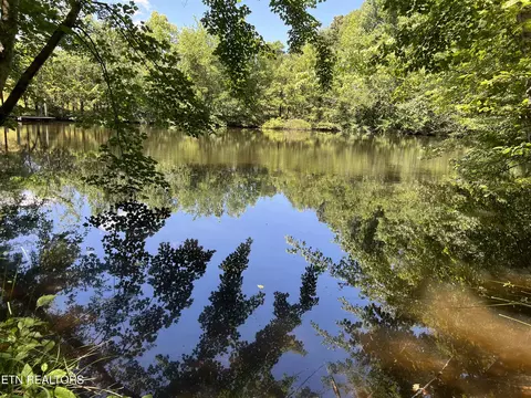 662 Cedar Grove Rd, Loudon, TN 37774