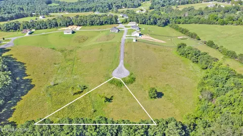 lot37 Estate Ln, Crossville, TN 38555