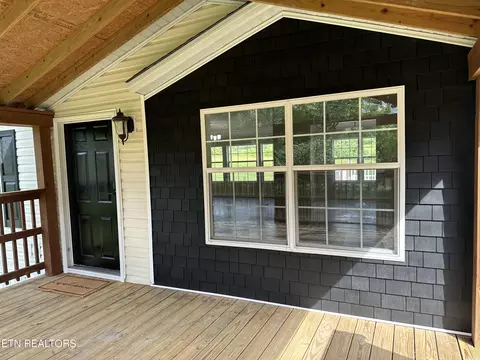 123 Love Ln, New Tazewell, TN 37825