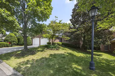 456 Wyndham Hall Ln, Knoxville, TN 37934