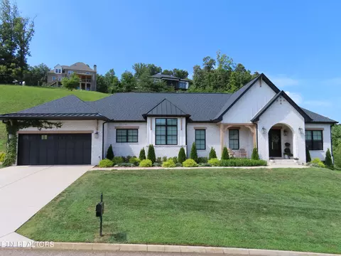 10229 Autumn Valley Ln, Knoxville, TN 37922