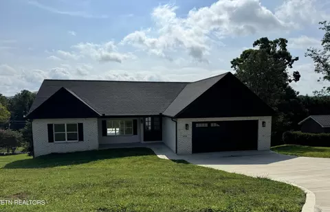 450 Lake Vista Dr, Baneberry, TN 37890